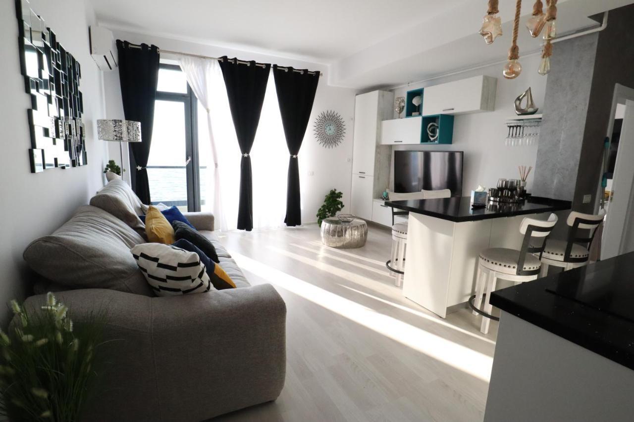 Panoramis Promenada-Cezar Apartamento Năvodari Exterior foto